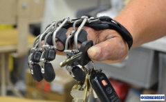 Naked Prosthetics公司推出手指灵活的3D打印假肢