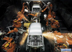 全世界过半的工业机器人应用在汽车行业