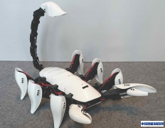 学生使用3D打印技术制作的蝎子机器人（组图）