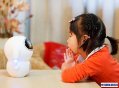 小腾机器人引爆儿童智能陪护产品市场