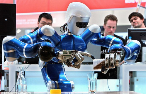 中国机器人市场发展迅速 国内外企业争相抢食